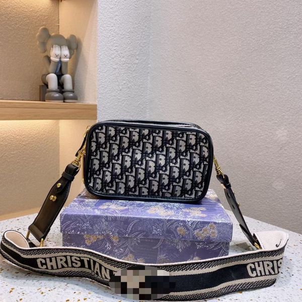 21 bags new camera flip one shoulder messenger bag for women. designers bags ysj