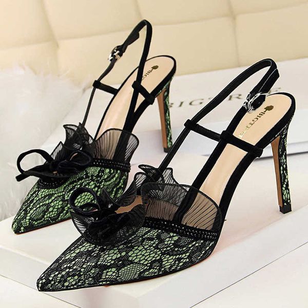 classic luxury designer shoes lace hollow woman pumps high heels party fashion women ladies sandals plus size 42 43 paris wholesale, Black
classic luxury designer shoes lace hollow woman pumps high heels party fashion women ladies sandals plus size 42 43 paris wholesale, Black