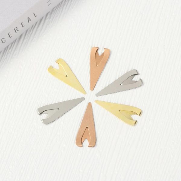 12pcs hollow out metal bookmark creativity pagination book clip holder students stationery reading supplies fashion gift
12pcs hollow out metal bookmark creativity pagination book clip holder students stationery reading supplies fashion gift