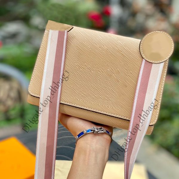 handbag woman bag designer crossbody handbags multi pochette double-sided embroidered shoulder strap with flap water ripple design curved ba, Blue;pink
handbag woman bag designer crossbody handbags multi pochette double-sided embroidered shoulder strap with flap water ripple design curved ba, Blue;pink