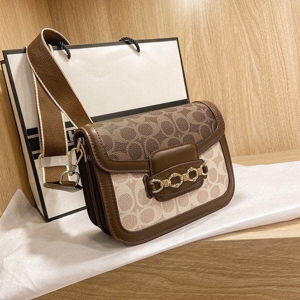 designer handbags french new contrast color saddle trend texture summer single shoulder messenger bag fashion small square bag
designer handbags french new contrast color saddle trend texture summer single shoulder messenger bag fashion small square bag