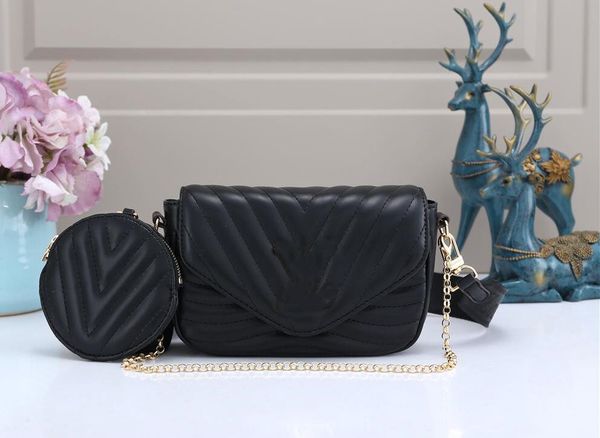 2021 european and american fashion chain small square bag fashion luxury shoulder bag
2021 european and american fashion chain small square bag fashion luxury shoulder bag