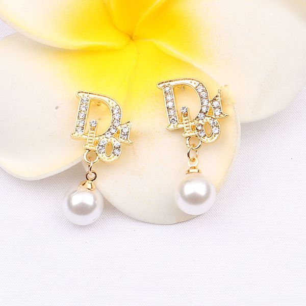 star fashion net red pearl earrings with diamond small fragrance sweet temperament new simple female earrings, Silver
star fashion net red pearl earrings with diamond small fragrance sweet temperament new simple female earrings, Silver