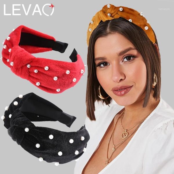 levao plush velvet pearl headband beaded pearls non-slip head hoop hairband for women simple wide knotted hair bezel hoops1
levao plush velvet pearl headband beaded pearls non-slip head hoop hairband for women simple wide knotted hair bezel hoops1