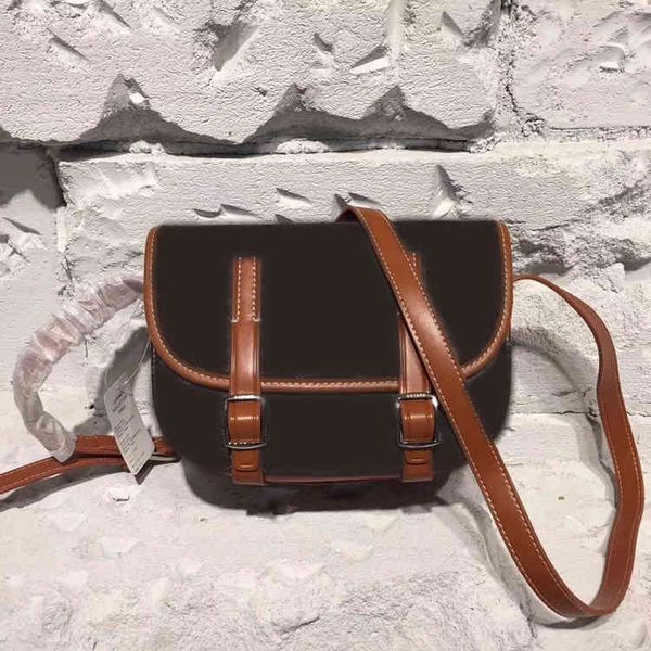 bags high-quality luxury leather designer messenger bag fashion classic wallet shoulder portable multifunctional handbag 22cm handbags box
bags high-quality luxury leather designer messenger bag fashion classic wallet shoulder portable multifunctional handbag 22cm handbags box