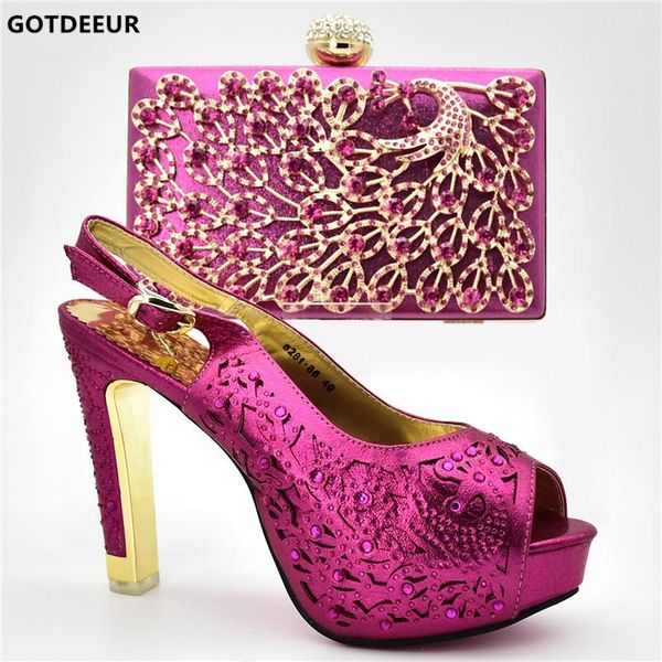 italian designer shoes and bags matching sets women high heel block wedding decorated with rhinestone dress, Black
italian designer shoes and bags matching sets women high heel block wedding decorated with rhinestone dress, Black