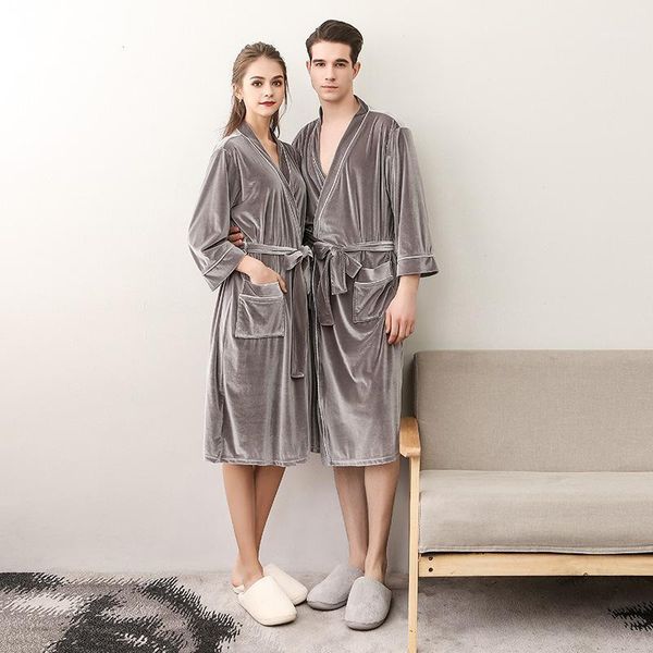 men's sleepwear nightgown couple gold velvet spring autumn women robe solid color v-neck cardigan nine-point sleeve loose casual homewe, Black;brown
men's sleepwear nightgown couple gold velvet spring autumn women robe solid color v-neck cardigan nine-point sleeve loose casual homewe, Black;brown
