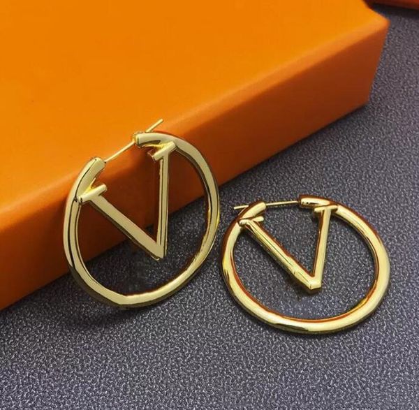 women charm hoop earrings luxury 18k gold ear studs lady nice christmas gifts paris jewelry accessories, Golden;silver
women charm hoop earrings luxury 18k gold ear studs lady nice christmas gifts paris jewelry accessories, Golden;silver