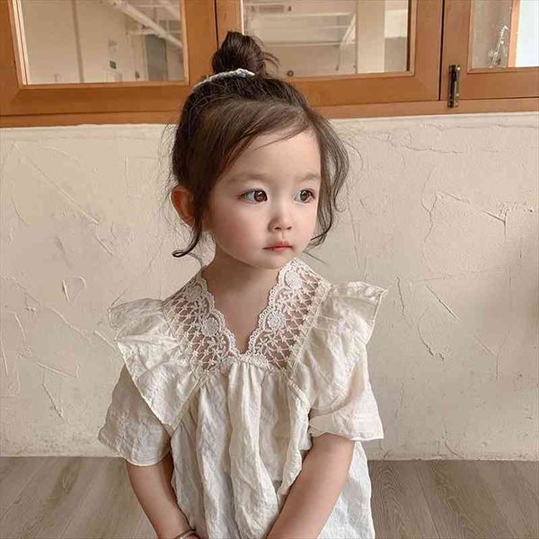girls short sleeve summer sweet cute lace small v neck children casual solid color cotton baby shirt, White;black
girls short sleeve summer sweet cute lace small v neck children casual solid color cotton baby shirt, White;black