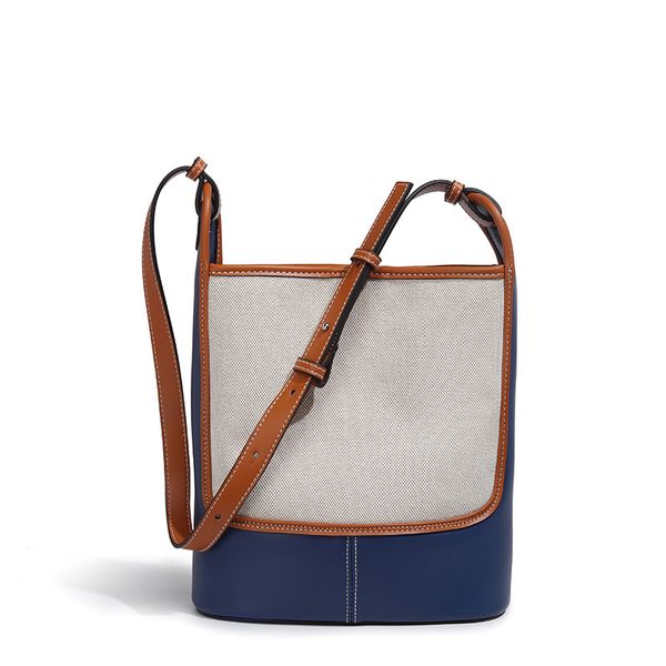 luxury handbags contrast bucket 2021 new fashion bag trend high capacity women's single shoulder messenger portable tote bag
luxury handbags contrast bucket 2021 new fashion bag trend high capacity women's single shoulder messenger portable tote bag