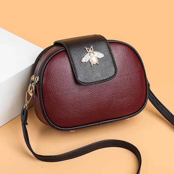 70% off factory store bag spring new single shoulder messenger leisure trendy cool bag women
70% off factory store bag spring new single shoulder messenger leisure trendy cool bag women