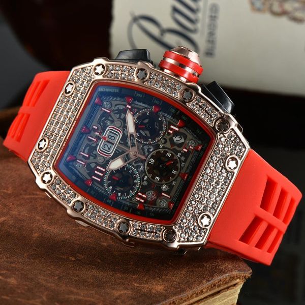 wristwatches 2021 men's leisure diamond watches gold steel case silicone quartz wristwatch strap male relogio masculino, Slivery;brown
wristwatches 2021 men's leisure diamond watches gold steel case silicone quartz wristwatch strap male relogio masculino, Slivery;brown