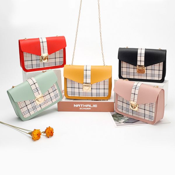 wallet bag female 2021 trend korean version foreign style checkered small square simple fashion versatile single shoulder messenger, Red;black
wallet bag female 2021 trend korean version foreign style checkered small square simple fashion versatile single shoulder messenger, Red;black