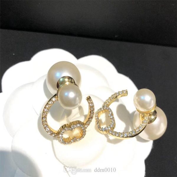 women designer tribales ear jewelry dangle classic stainless steelantique gold-finish metal and white resin pearls with box 13, Silver
women designer tribales ear jewelry dangle classic stainless steelantique gold-finish metal and white resin pearls with box 13, Silver