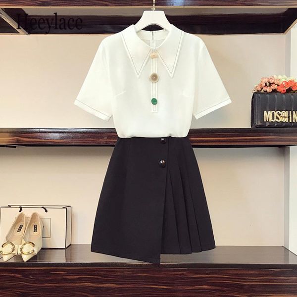 plus size tracksuits office ladies summer two piece set for women short sleeve collar white and irregular pleated shorts sets 4xl, Black
plus size tracksuits office ladies summer two piece set for women short sleeve collar white and irregular pleated shorts sets 4xl, Black