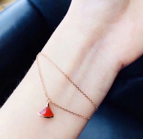 design jewelry baojia fashion plated rose gold four red agate layer skirt white fritillaria fan bracelet uq56, Golden;silver
design jewelry baojia fashion plated rose gold four red agate layer skirt white fritillaria fan bracelet uq56, Golden;silver