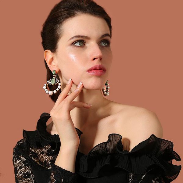 stud bulk price local jewelry factory round white beads statement earrings ladies accessory turtoise stone drop ethnic gift, Golden;silver
stud bulk price local jewelry factory round white beads statement earrings ladies accessory turtoise stone drop ethnic gift, Golden;silver