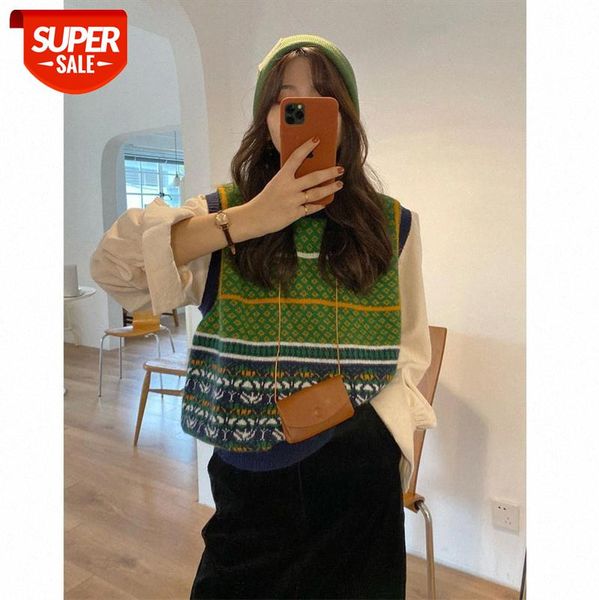 the net celebrity is same korean fashion retro round neck knitted vest, wearing a pullover vest #qf9j, White
the net celebrity is same korean fashion retro round neck knitted vest, wearing a pullover vest #qf9j, White
