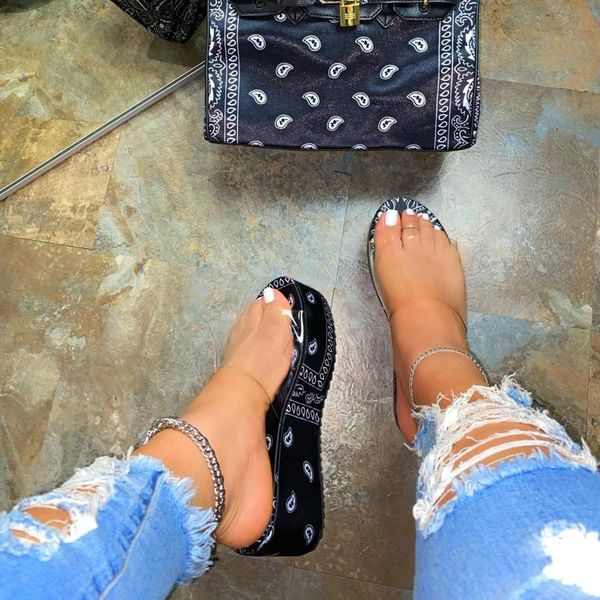 summer style thick-soled printed open-toed ladies slippers, slope heel all-match trendy elegant sandals# slippers, Black
summer style thick-soled printed open-toed ladies slippers, slope heel all-match trendy elegant sandals# slippers, Black