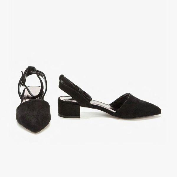 sandals women 2021 summer woman casual shoes beige pink blue black suede pointed toe plus size
sandals women 2021 summer woman casual shoes beige pink blue black suede pointed toe plus size