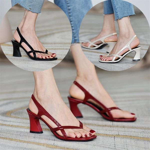 sandals 2021 summer square heel hollow solid color women's fashion outer wear toe thin strap mid-heel office, Black
sandals 2021 summer square heel hollow solid color women's fashion outer wear toe thin strap mid-heel office, Black