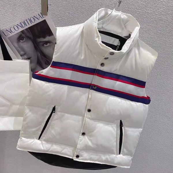 2021ss winter paris italy down jacket vest casual street fashion pockets warm men women couple outwear 1018 quality, Black;brown
2021ss winter paris italy down jacket vest casual street fashion pockets warm men women couple outwear 1018 quality, Black;brown