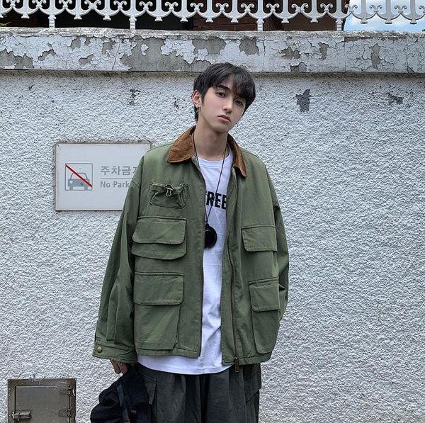 men's jackets 2021 autumn korean version of japanese corduroy collar tooling students loose casual thin jacket, Black;brown
men's jackets 2021 autumn korean version of japanese corduroy collar tooling students loose casual thin jacket, Black;brown