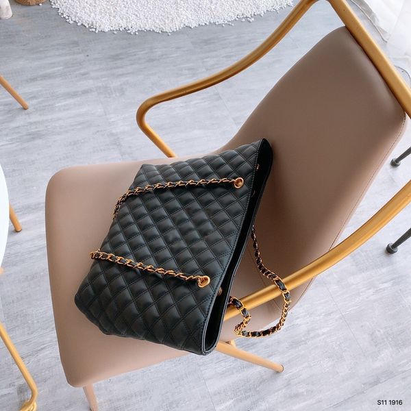 handbag femalebag shoulder bag purse messengerbag designerbag large-capacitybag high-quality leather diamond lattice chain christmas bucketb
handbag femalebag shoulder bag purse messengerbag designerbag large-capacitybag high-quality leather diamond lattice chain christmas bucketb