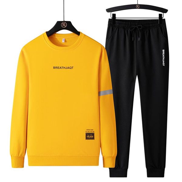 jogging clothing 2021 autumn fitness tracksuit men sport suits running sportswear gym set training suit male polyester, Black;red
jogging clothing 2021 autumn fitness tracksuit men sport suits running sportswear gym set training suit male polyester, Black;red