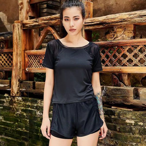 2021 yoga suit summer outdoor sports running women's quick drying clothes moisture absorption large size breathable
2021 yoga suit summer outdoor sports running women's quick drying clothes moisture absorption large size breathable