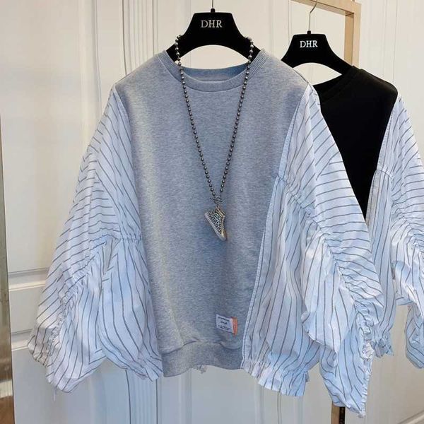korean stripe hit color patchwork sweatshirt causal o-neck batwing long sleeve hoodies women jumper 210601, White
korean stripe hit color patchwork sweatshirt causal o-neck batwing long sleeve hoodies women jumper 210601, White