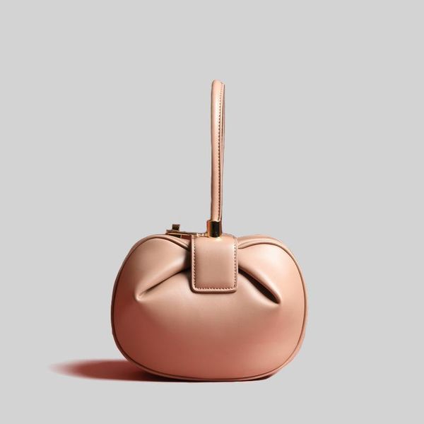 totes fashion retro dumpling wonton handbag luxury leather temperament bag niche design all-match european and american clutch
totes fashion retro dumpling wonton handbag luxury leather temperament bag niche design all-match european and american clutch