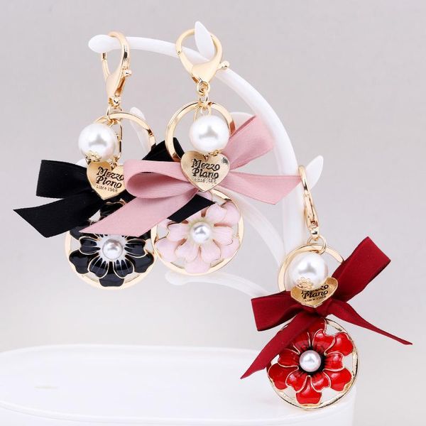 keychains european keychain and american fashion camellia pearl key ring exquisite lady bag pendant car chain, Silver
keychains european keychain and american fashion camellia pearl key ring exquisite lady bag pendant car chain, Silver