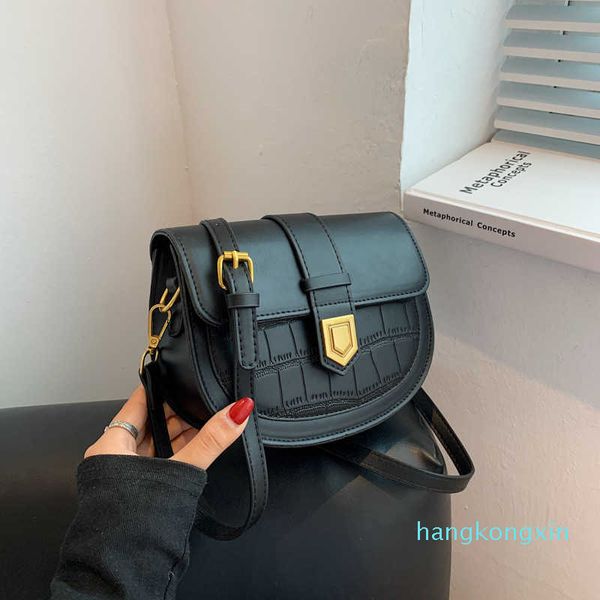 handbags s women's 2021 korean version single shoulder diagonal span texture crocodile pattern semi-circular saddle
handbags s women's 2021 korean version single shoulder diagonal span texture crocodile pattern semi-circular saddle