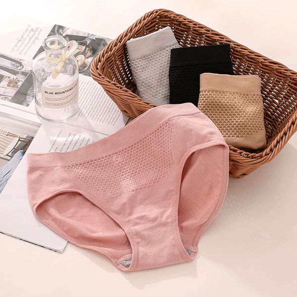 independent 3d seamless honeycomb underwear women's middle waist hip lifting belly closing pure cotton comfortable briefs, Black;white
independent 3d seamless honeycomb underwear women's middle waist hip lifting belly closing pure cotton comfortable briefs, Black;white