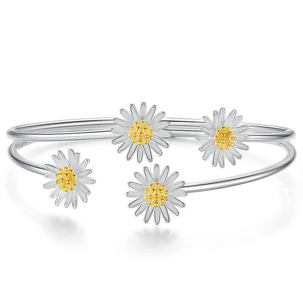 charm bracelets fashion silver chrysanthemum hand opening adjustable bracelet for woman summer cuff party jewelry gift, Golden;silver
charm bracelets fashion silver chrysanthemum hand opening adjustable bracelet for woman summer cuff party jewelry gift, Golden;silver