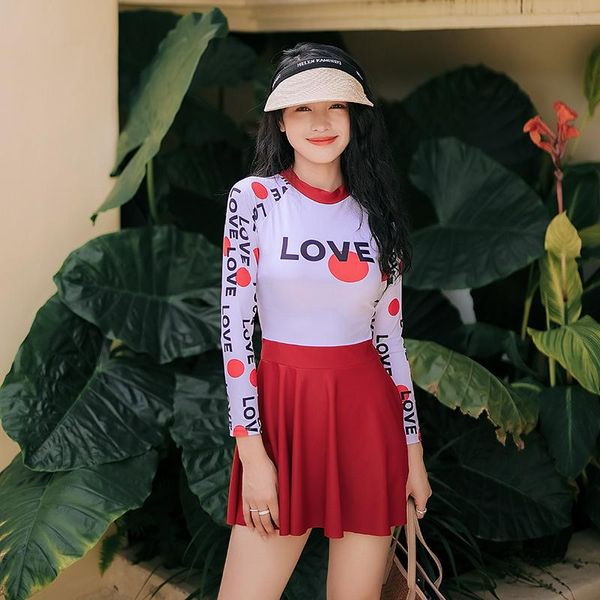 one-piece suits 2021 est women one piece swimming suit rashguards floral print sports swimwear padded bathing pool bodysuits
one-piece suits 2021 est women one piece swimming suit rashguards floral print sports swimwear padded bathing pool bodysuits