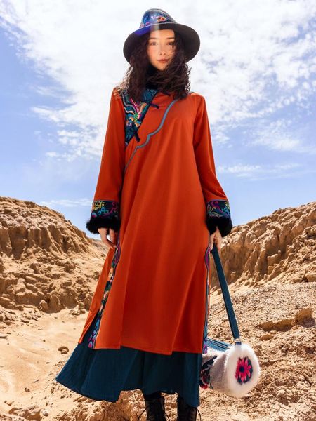 casual dresses 2021 fashion long mid-calf dress women full sleeve chinese style embroidery s-l autumn winter velvet, Black;gray
casual dresses 2021 fashion long mid-calf dress women full sleeve chinese style embroidery s-l autumn winter velvet, Black;gray