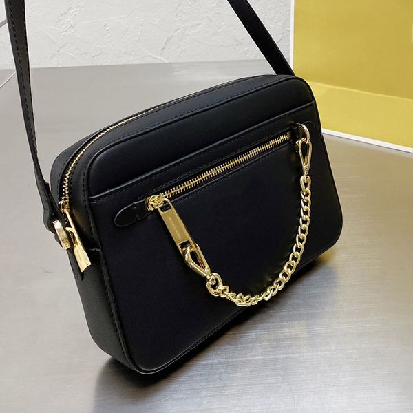 solid quality leather shoulder bag gold chain decoration zipper purse lady leather fashion messenger luxury designer bags
solid quality leather shoulder bag gold chain decoration zipper purse lady leather fashion messenger luxury designer bags