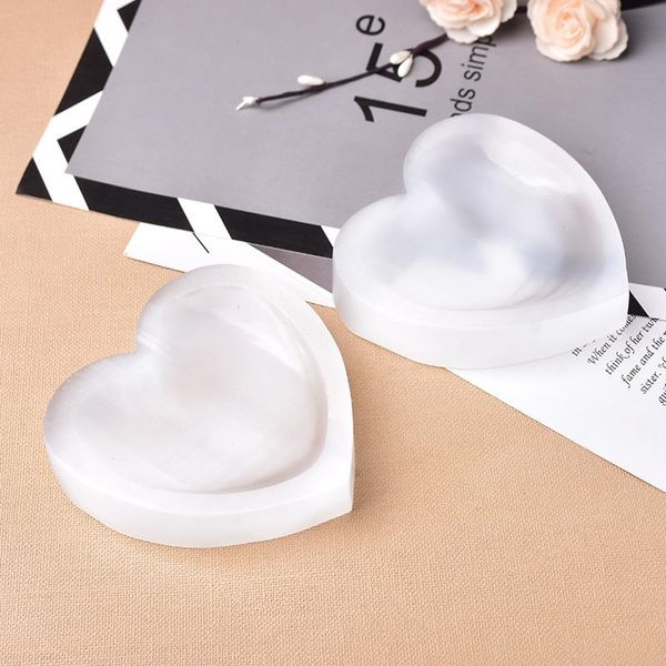 natural selenite bowl heart hand carved polished crystal wicca stone art home decoration collectible christmas present gift decorative objec
natural selenite bowl heart hand carved polished crystal wicca stone art home decoration collectible christmas present gift decorative objec