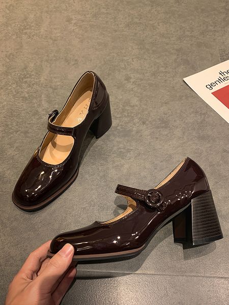 women shoes 2022 spring pumps latest basketball platform mary jane square toe black heels all-match slip on chunky sandals footw
women shoes 2022 spring pumps latest basketball platform mary jane square toe black heels all-match slip on chunky sandals footw
