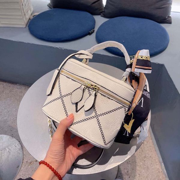 designer totes luxury shoulder bags handbags genuine leather nylon elling women crossbody bag without box by fenhongbag 014
designer totes luxury shoulder bags handbags genuine leather nylon elling women crossbody bag without box by fenhongbag 014