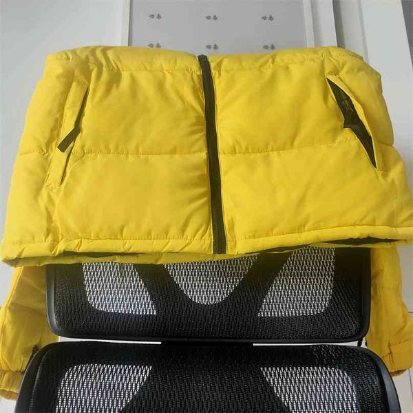 winter america brand north parkas mixed colors couple cotton coats casual stand collar warm down puffer jackets men/ladies 210923, Black
winter america brand north parkas mixed colors couple cotton coats casual stand collar warm down puffer jackets men/ladies 210923, Black