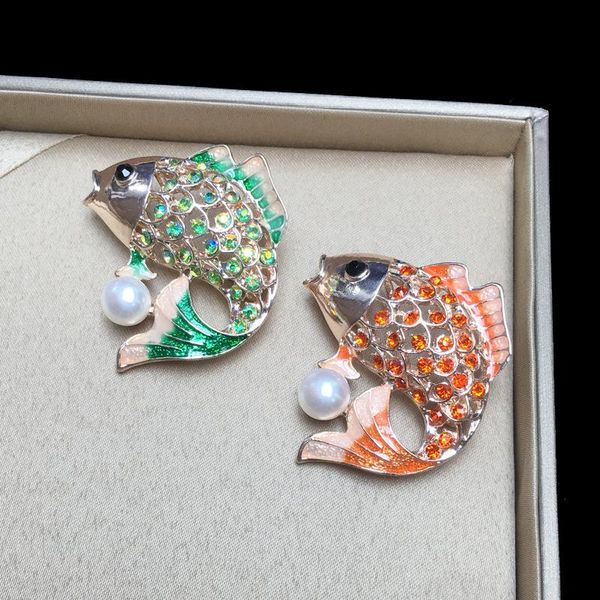 pins, brooches alloy natural freshwater pearl brooch brocade flower gift finished wholesale carp coat accessories, Gray
pins, brooches alloy natural freshwater pearl brooch brocade flower gift finished wholesale carp coat accessories, Gray