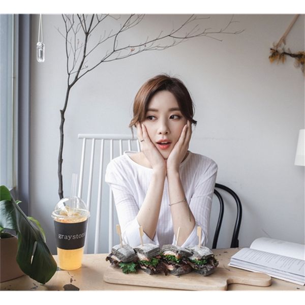 s-xl plus size white striped women shirt long sleeve o neck casual spring summer ol office work blouse 210423
s-xl plus size white striped women shirt long sleeve o neck casual spring summer ol office work blouse 210423