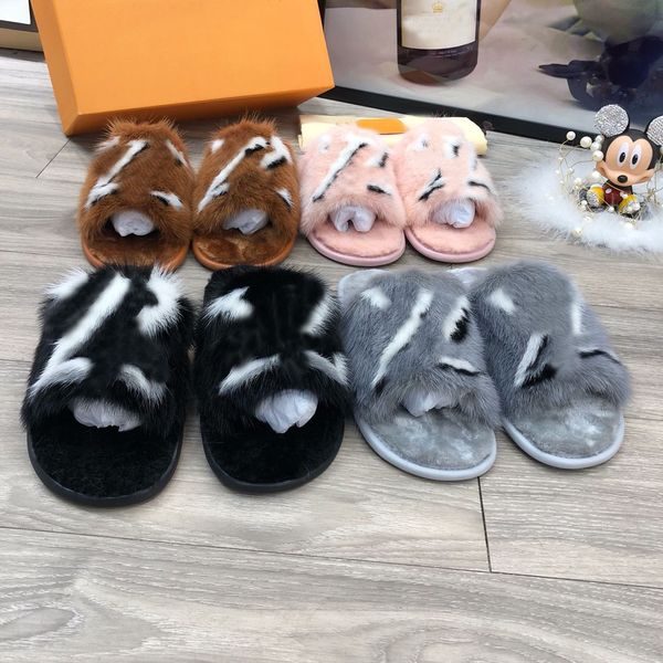 2021 new designer wool slippers fashion famous brand womens class a plush autumn winter flat bottom letter indoor open toe sandals warm size, Black 
2021 new designer wool slippers fashion famous brand womens class a plush autumn winter flat bottom letter indoor open toe sandals warm size, Black
