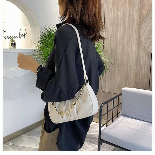 cross body summer travel luxury designer handbag 2021 chain leather underarm shoulder bags fashion pleats small square bag
cross body summer travel luxury designer handbag 2021 chain leather underarm shoulder bags fashion pleats small square bag