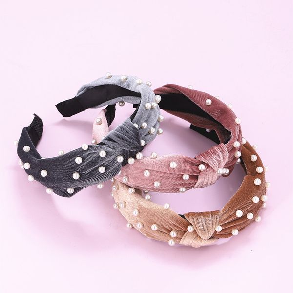2021 new hair accessories cross knot solid color cloth headband golden velvet pearl headband, Silver
2021 new hair accessories cross knot solid color cloth headband golden velvet pearl headband, Silver