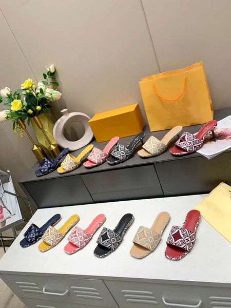 new2021 womens flat slippers fairy versatile style scuffs summer sandals beach slide slipper girls flip flops loafers vintage embroidered fl, Black
new2021 womens flat slippers fairy versatile style scuffs summer sandals beach slide slipper girls flip flops loafers vintage embroidered fl, Black