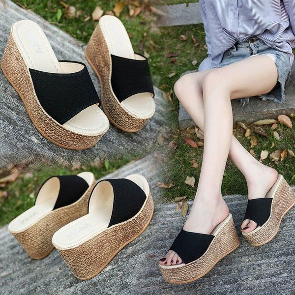 temperament fashion sequins hand-woven wedge sandals thick-soled beach vacation style comfortable female slippers, Black
temperament fashion sequins hand-woven wedge sandals thick-soled beach vacation style comfortable female slippers, Black